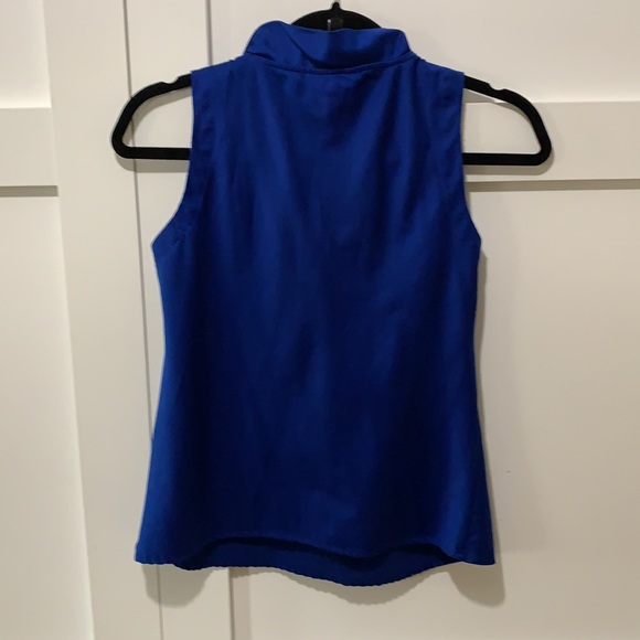 Royal blue sleeveless blouse - Picture 2 of 3